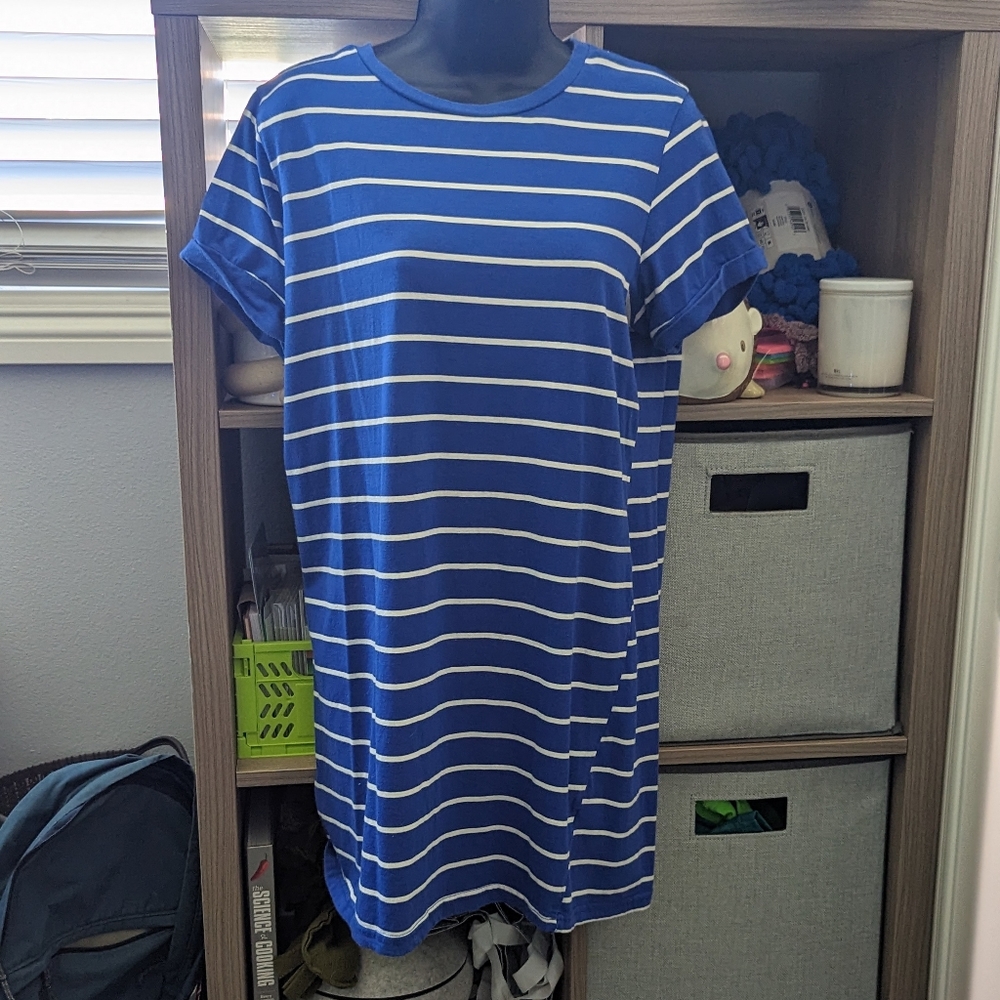 Lulu's Blue T-Shirt Dress Medium